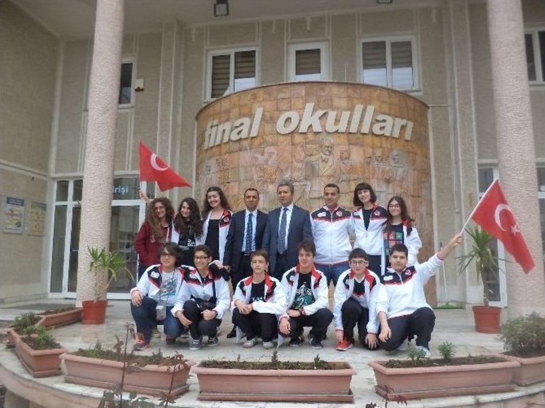 Final Okulları Robot Takımı G&uuml;ney Afrika&rsquo;da