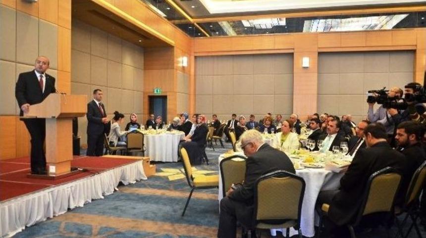 Akdoğan: "&ouml;zal&rsquo;dan Erdoğan&rsquo;a Kadar Fetret D&ouml;nemi Yaşandı"