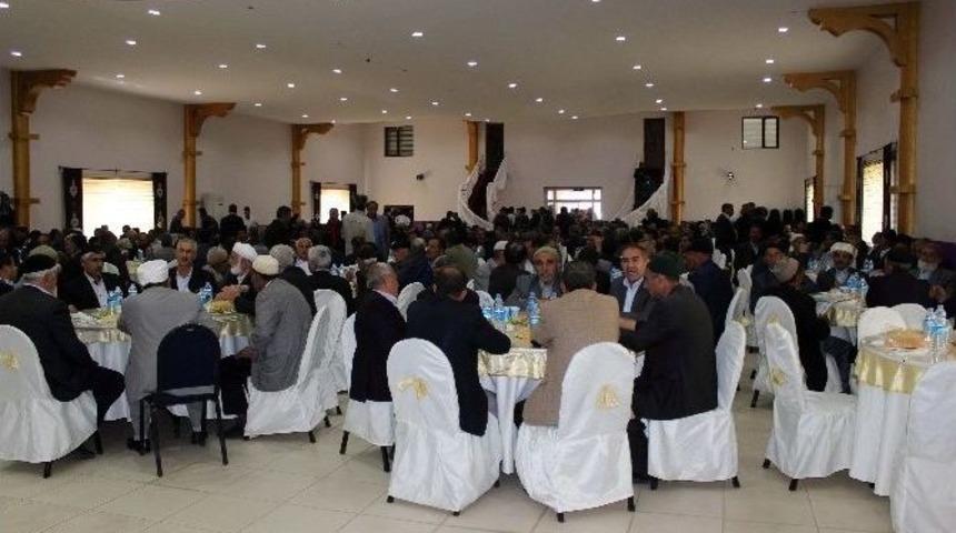 Muş&rsquo;ta, &rsquo;kalıcı Barış Ve İslam&rsquo;da Kardeşlik Hukuku&rsquo; Toplantısı Yapıldı