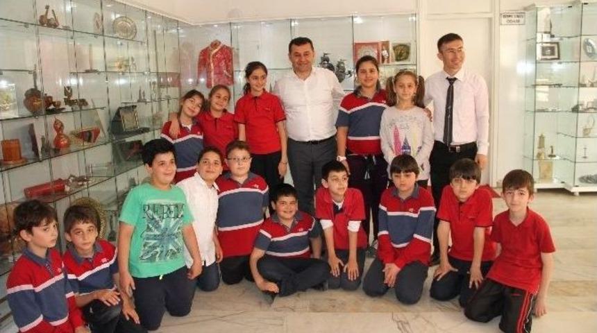 Başkan Y&uuml;cel&rsquo;den Yerel Y&ouml;netim Dersi