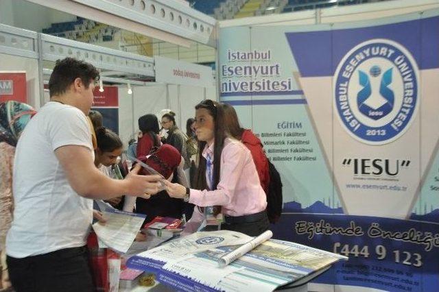 Educaturk Fuarı’nda Esenyurt Üniversitesi Rüzgarı