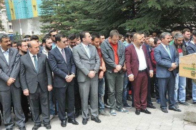 Çevre Yolu’ndaki Kazada Ölen Üniversiteli Genç Toprağa Verildi