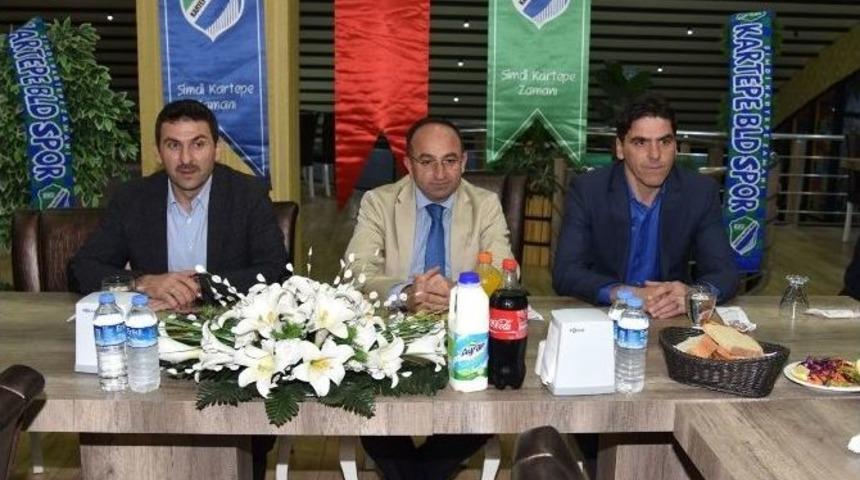 Kartepe Belediyespor&rsquo;da &Ccedil;ifte Şampiyonluk Sevinci