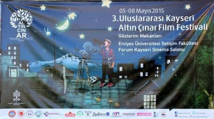 3'&uuml;nc&uuml; Uluslararası Altın &Ccedil;ınar Film Festivali Başladı