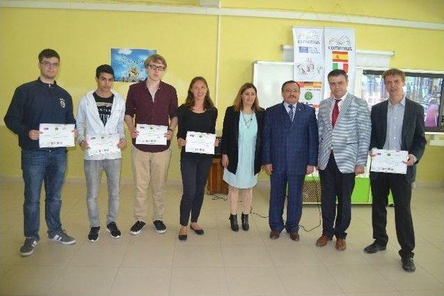 &ldquo;comenius Projesi&rdquo; Yabancı &Ouml;ğretmen Ve &Ouml;ğrencileri İlkadımda 1