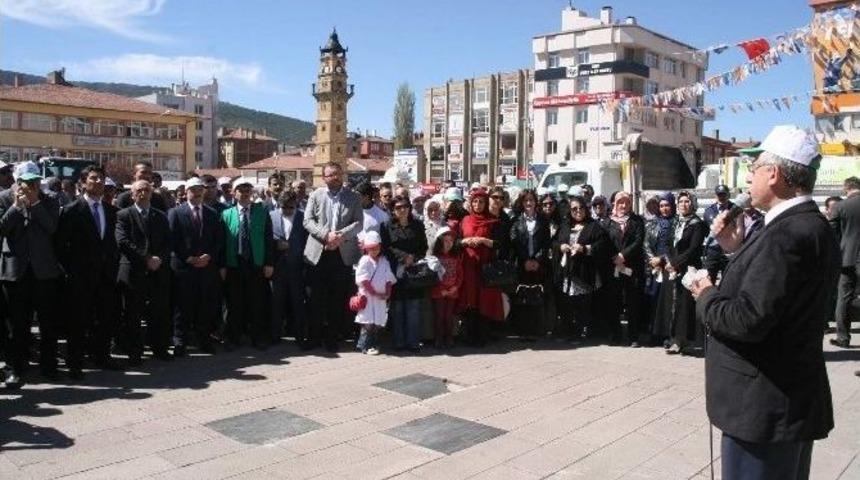 Yozgat&rsquo;ta Belediye Başkanı Ve Milletvekili &Ccedil;&ouml;p Topladı