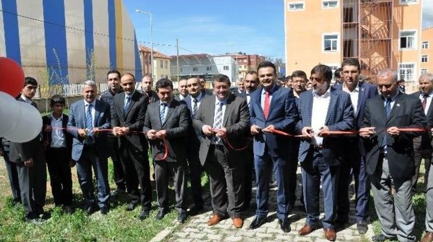 Kelkit&rsquo;te T&uuml;bitak Fuarına B&uuml;y&uuml;k İlgi