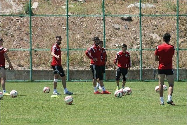 Şanlıurfaspor, Alanyaspor&rsquo;a Hazırlanıyor 1