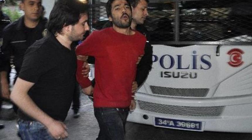 Ter&ouml;r Operasyonunda G&ouml;zaltına Alınan Bir Grup Ş&uuml;pheli Sağlık Kontrol&uuml;nden Ge&ccedil;irildi