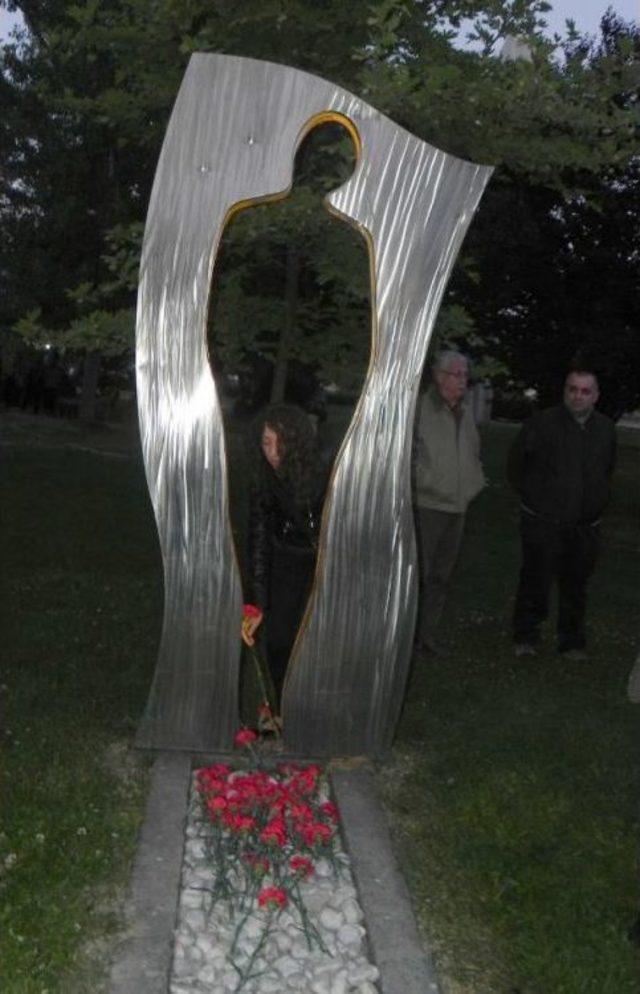 Deniz Gezmiş Ve Arkadaşları Idam Edildikleri Saatte Anıldı 3