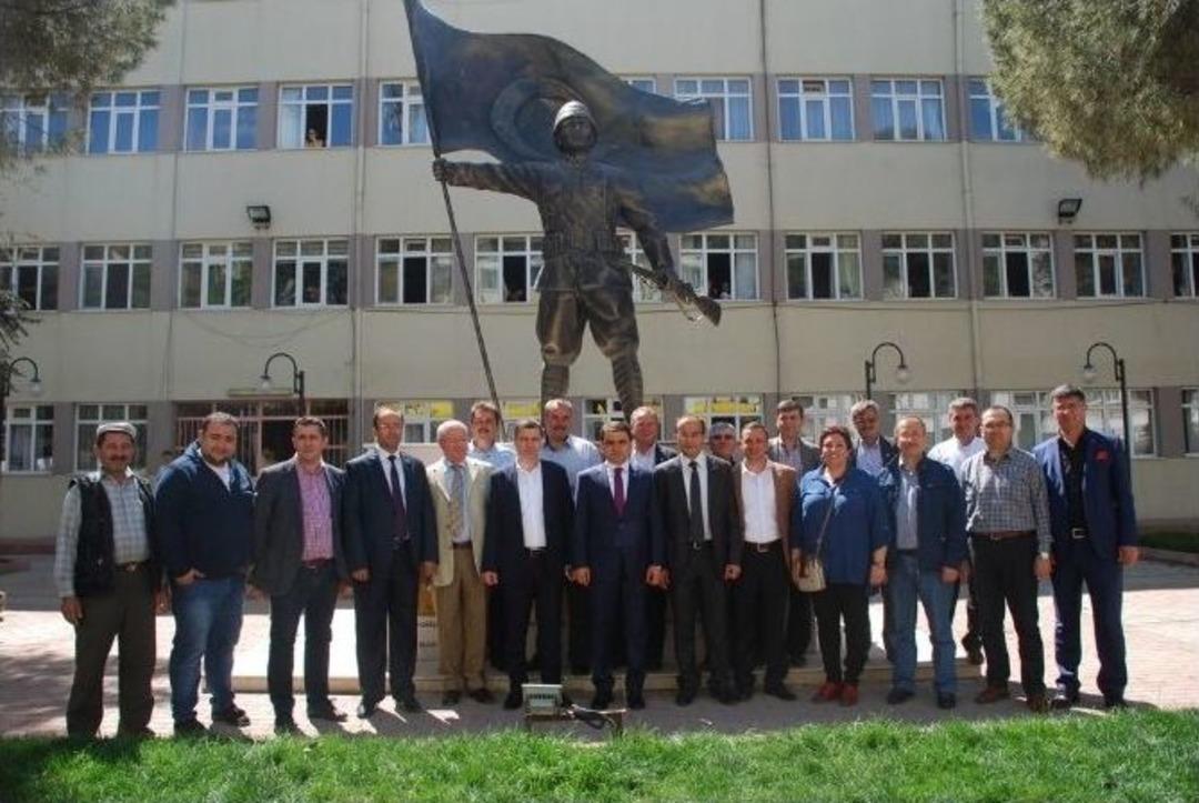 Kaşdemir: &ldquo;ak Parti&rsquo;ye Olan İlgi Ve G&uuml;ven Artıyor&rdquo;