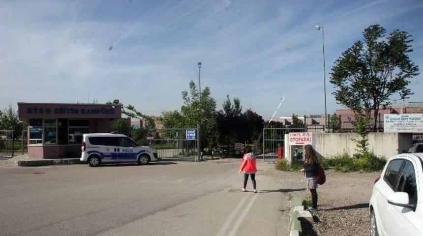 (&ouml;zel Haber) Bursa&rsquo;da 4 Kişi Tavuk D&ouml;nerden Zehirlendi