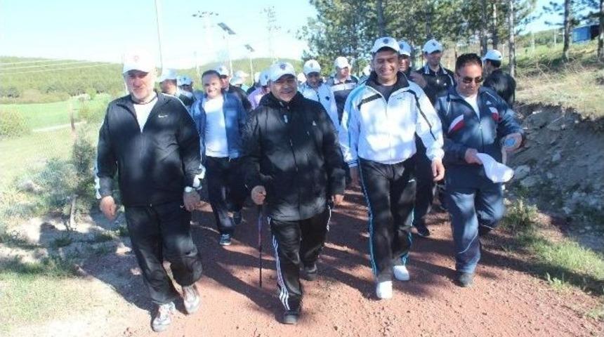 Beyşehir’de “sağlıklı Yaşam Ve Huzurlu Toplum” Doğa Yürüyüşü