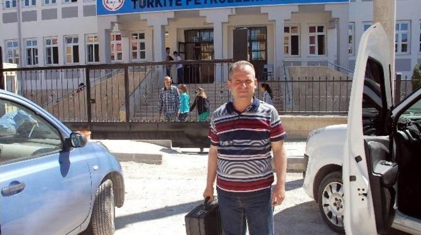 Okul &Ouml;n&uuml;nde Ş&uuml;pheli &Ccedil;anta Paniği