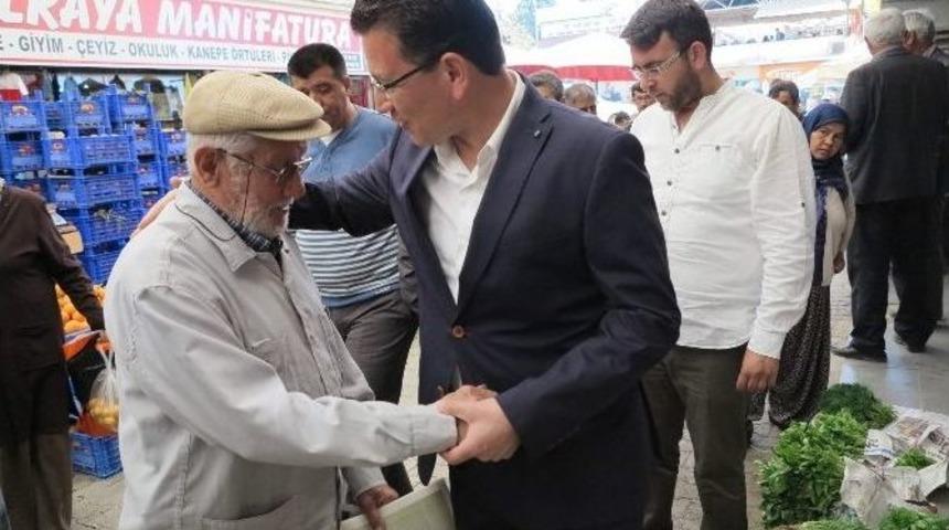 Ak Parti&rsquo;li Atay Uslu Elmalı Pazarında