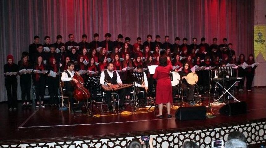 Konya&rsquo;da &Ouml;ğrencilerden Tasavvuf M&uuml;ziği Dinletisi