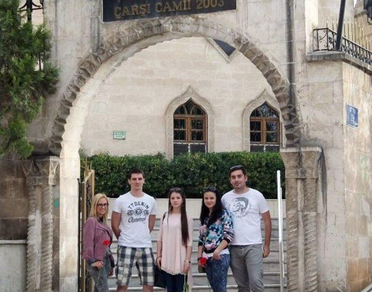 Bölgenin Geri Kalmışlığına Turistler Bile Şaşırdı G3