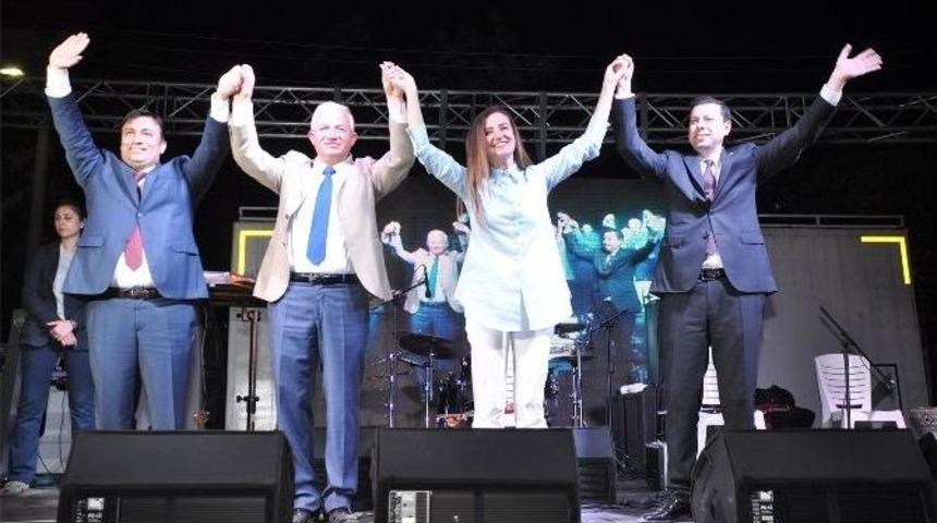 Hıdrellez Kutlamasında İki Bin Roman Vatandaşa İş M&uuml;jdesi