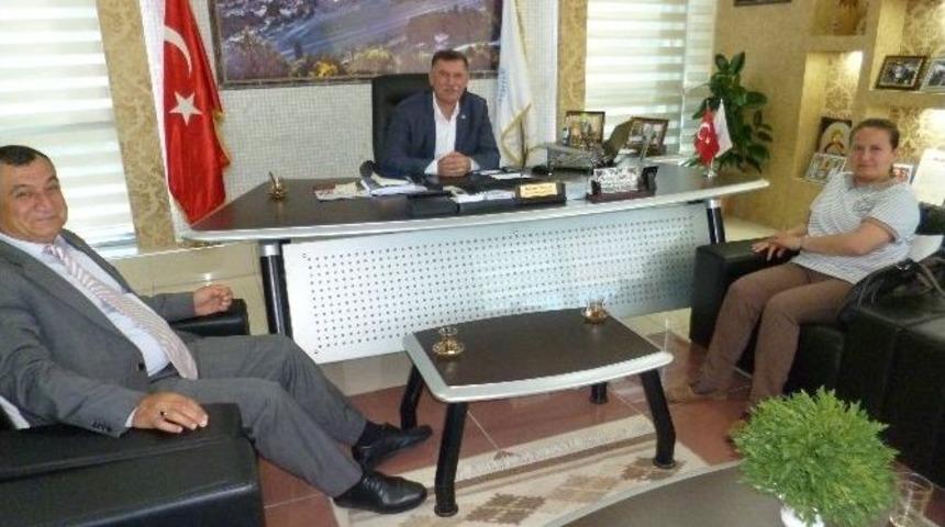 Umreden D&ouml;nen Vezirhan Belediye Başkanı Duymuş&rsquo;a Ziyaretler Devam Ediyor