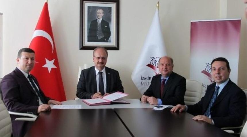 M&uuml;siad İzmir&rsquo;den Ortak Kariyer G&uuml;n&uuml;