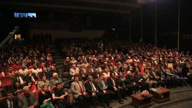 “bahar Şarkıları Ve Şiir Dinletisi”