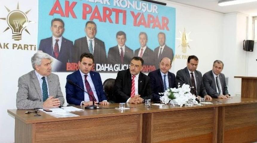 Ak Parti&rsquo;li Y&ouml;neticiler, Se&ccedil;im &Ccedil;alışma S&uuml;recini Değerlendirdi