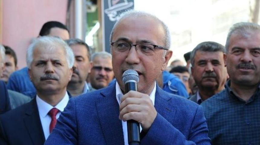 Ak Parti&rsquo;li Elvan, Korkuteli&rsquo;nde Yol Ve G&ouml;let M&uuml;jdesi Verdi