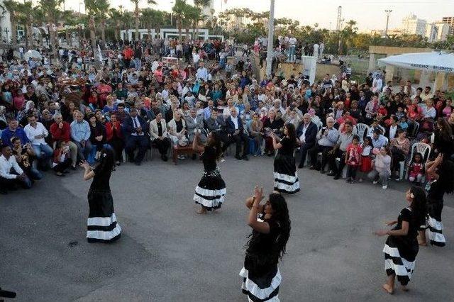 Romanlar Hıdrellez Şenliği&rsquo;nde Coştu 1
