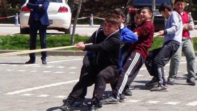 Hıdırellez Kutlamalarında Protokol Çocukluğuna Döndü 3