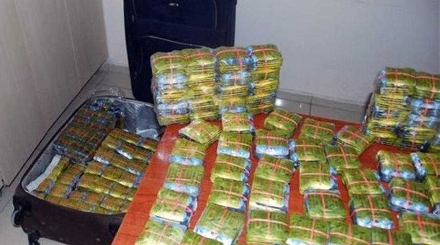 Gaziantep’te 16 Bin Adet Cinsel Uyarıcı Hap Ele Geçirildi