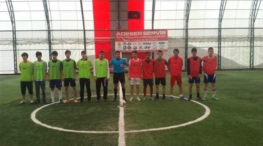 Yalova’da Nike Halı Saha Heyecan Başladı