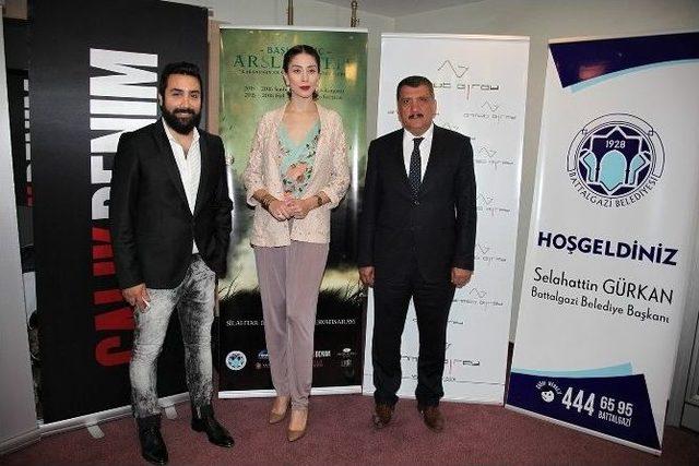 Tarih İle Moda B&uuml;t&uuml;nleşiyor 2