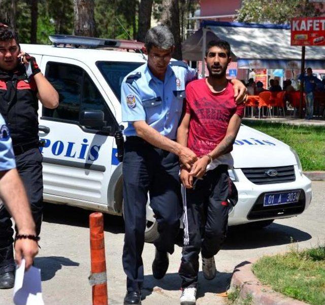 Samsun'dan Firar Eden Asker, Yakalandığı Adana'da Da Firar Etti