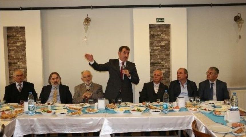 K&ouml;ktaş, M&uuml;teahhitlerle Buluştu