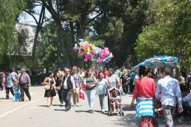 Kültürpark'ta Hıdrellez Kalabalığı