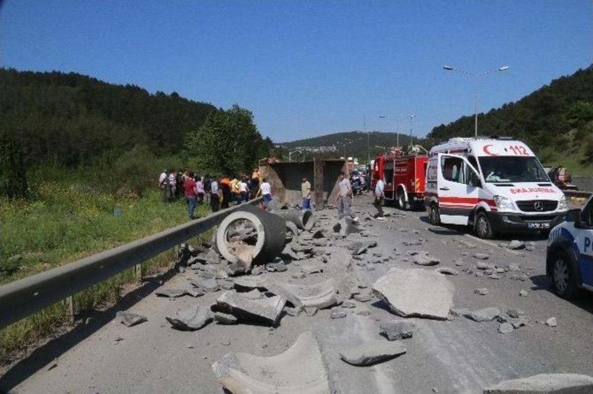 Şile Yolunda Kaza: 5 Yaralı