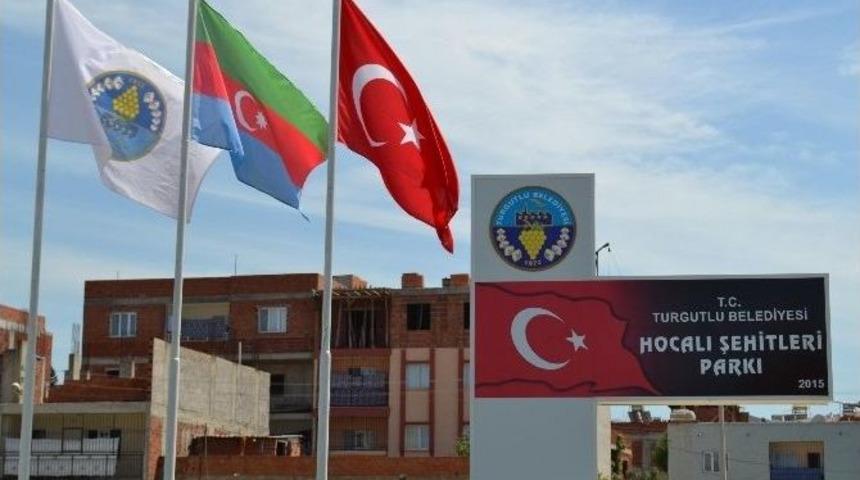 Azerbaycan Bayrağının Ters Asıldığı Ortaya &Ccedil;ıktı