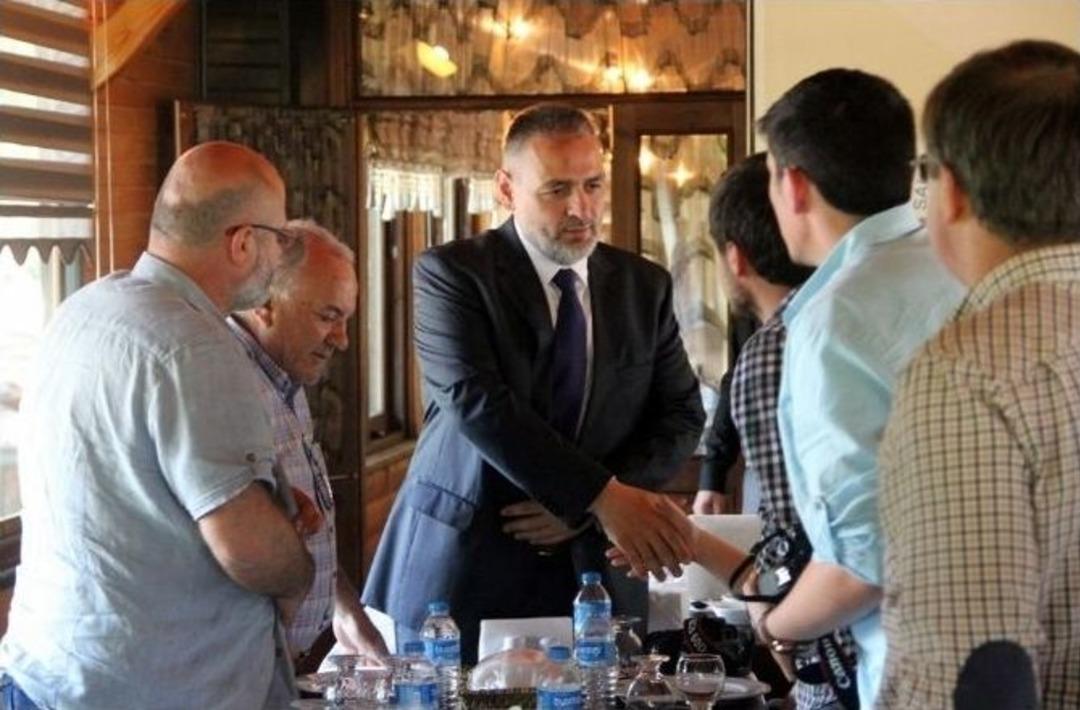 Milletvekili Adayı Hacıey&uuml;poğlu: &ldquo;muhalefet Boşa K&uuml;rek &Ccedil;ekiyor&rdquo;