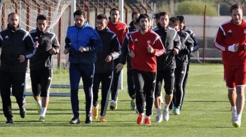 Medicana Sivasspor, Fenerbah&ccedil;e Ma&ccedil;ına Hazırlanıyor