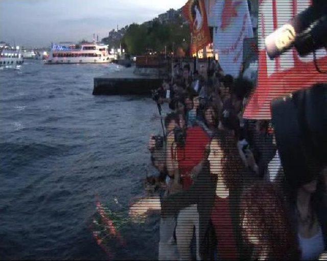 Deniz Gezmiş Ve Arkadaşları Yürüyüşlerle Anıldı 1