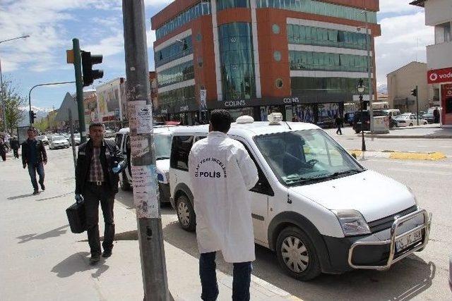 Erzincan&rsquo;da Banka Aracını Kriko İle Soymaya Kalkıştılar 1