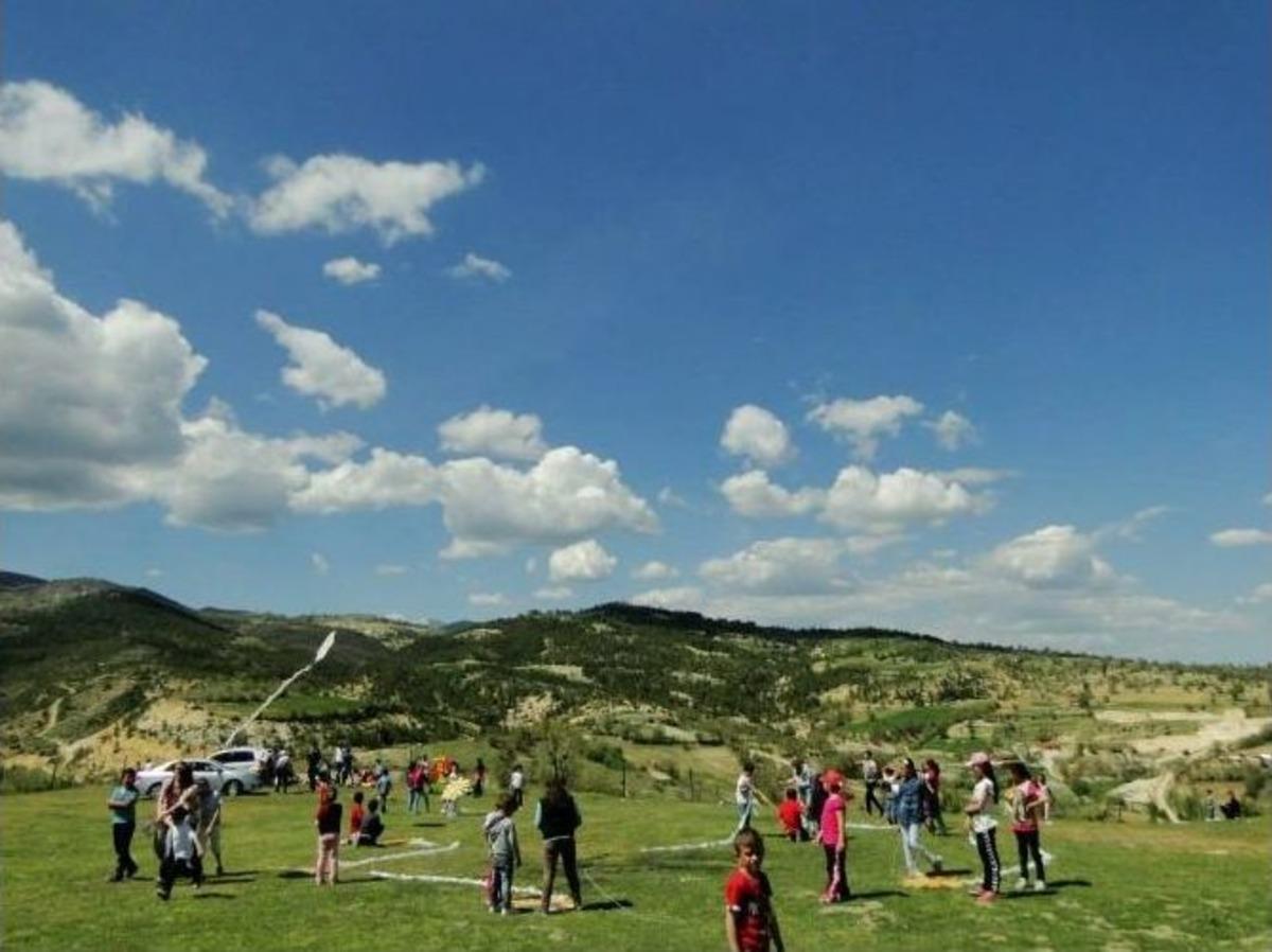 Hasanlar Ortaokulu&rsquo;nda Piknik Ve U&ccedil;urtma Şenliği