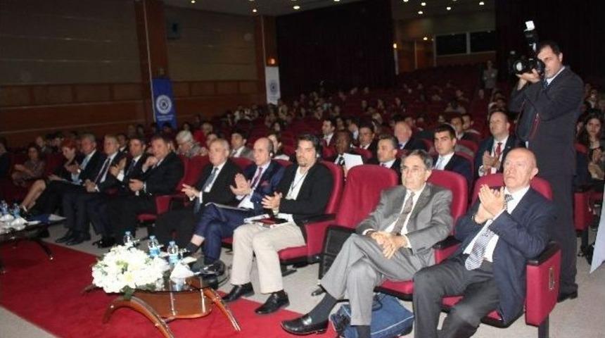 B&uuml;lent Akarcalı: &ldquo;amerika Ve Avrupa&rsquo;nın Zenginliğinin Faturasını Afrika &Ouml;d&uuml;yor&rdquo;