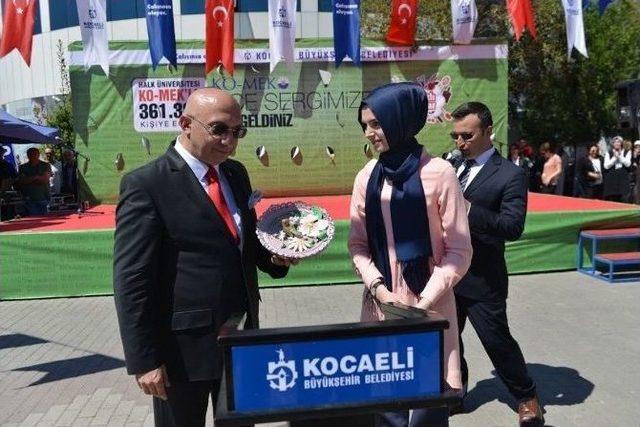 Ko-mek Başiskele Sergisi Dr. Halil İbrahim Erbıyık&rsquo;la A&ccedil;ıldı 1