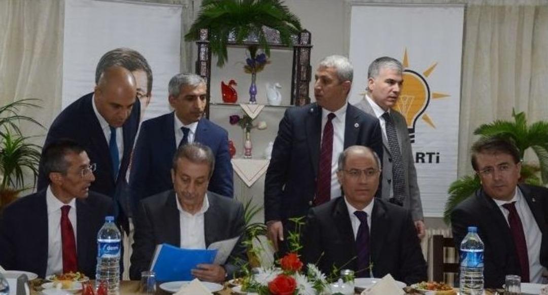 Efkan Ala Partililerle Buluştu