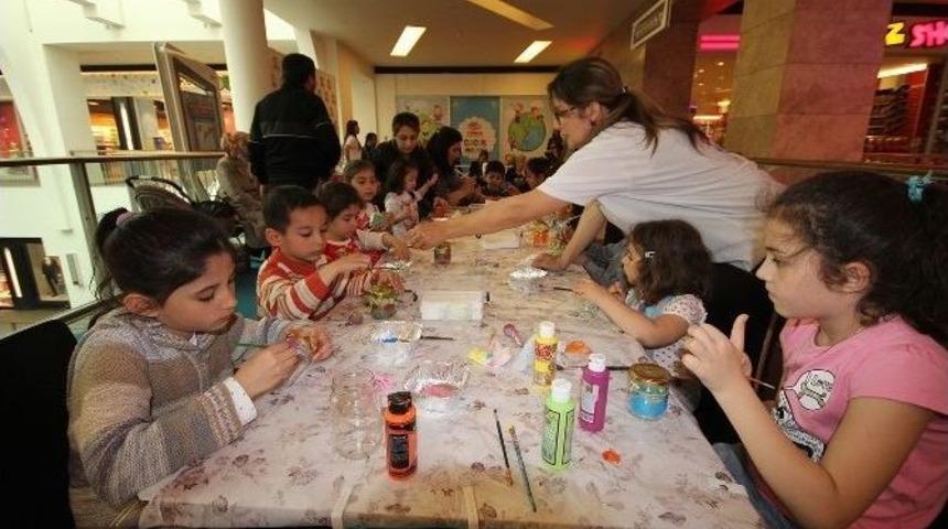 Forum Gaziantep&rsquo;te Kumbaralar &Ccedil;ocukların Ellerinde Renklerini Buldu