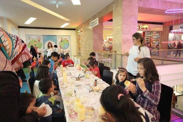 Forum Gaziantep&rsquo;te Kumbaralar &Ccedil;ocukların Ellerinde Renklerini Buldu 1