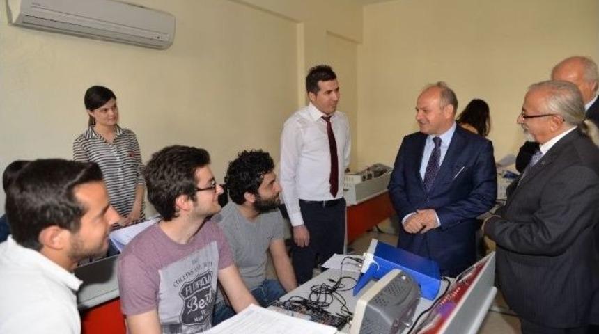 Vali &Ccedil;akacak Toros &Uuml;niversitesi&rsquo;ni Ziyaret Etti