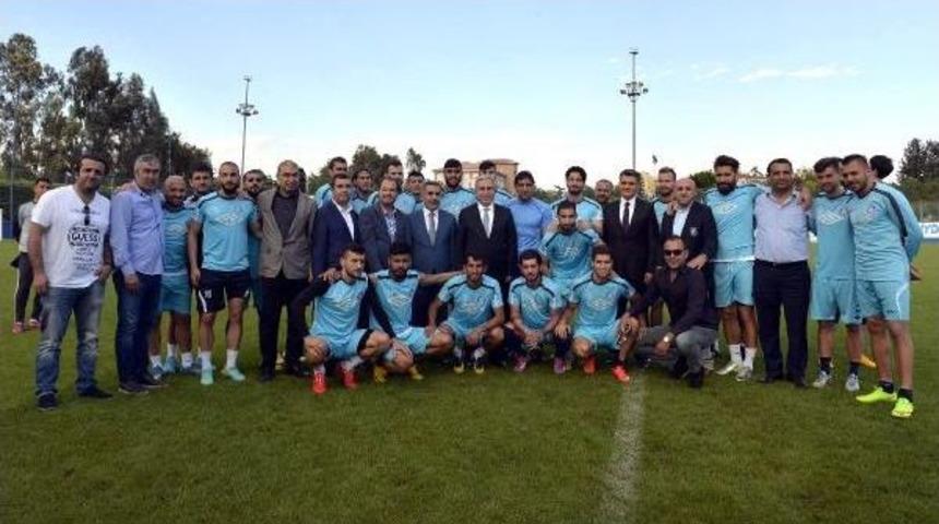 Adana Demirspor'a Tatlılı Moral Ziyareti