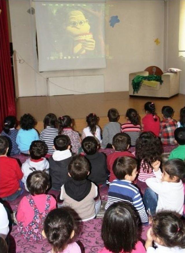 Miniklere Florürlü Vernik Uygulaması